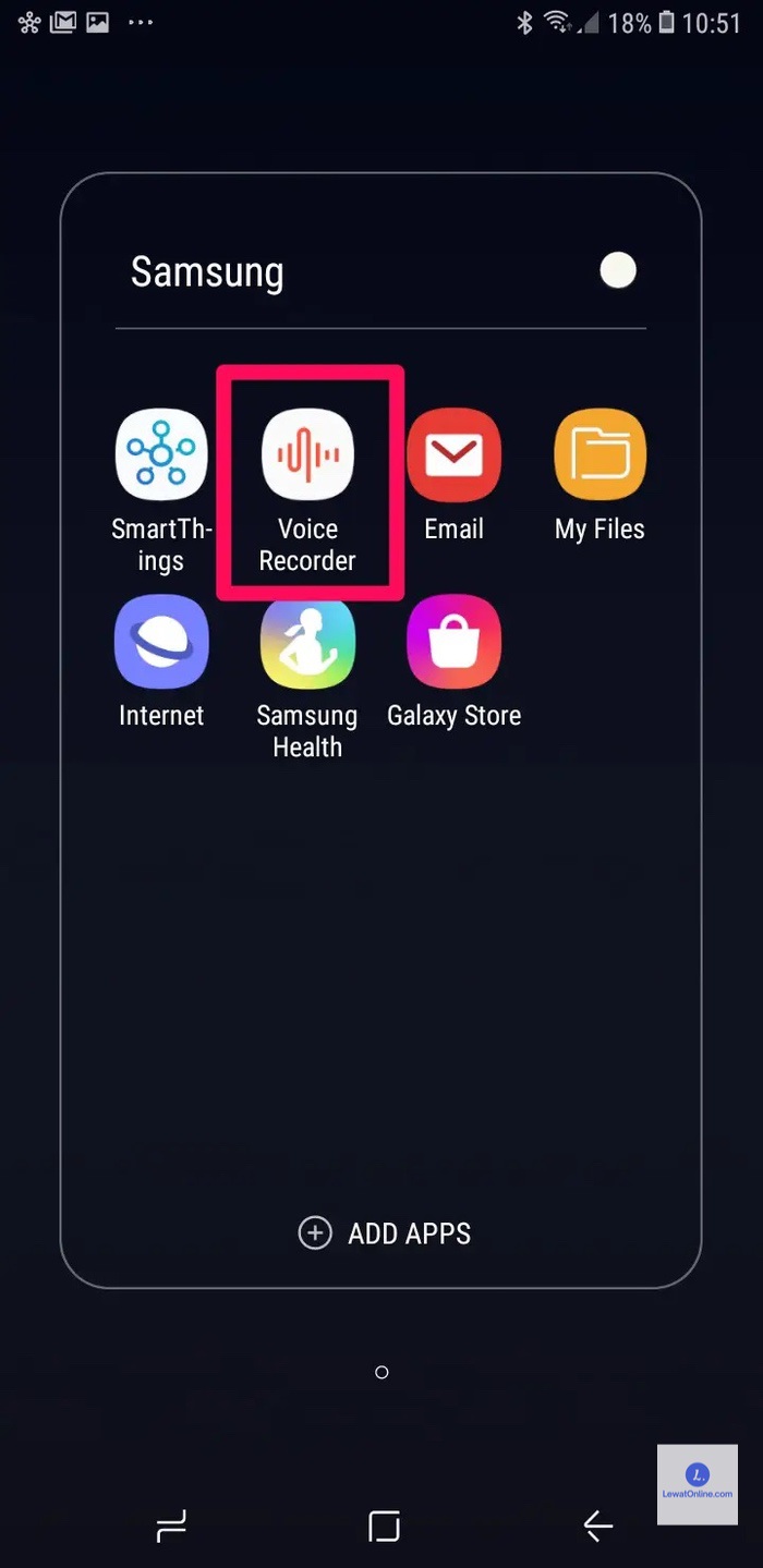 Buka aplikasi Recorder yang merupakan aplikasi bawaan di Android