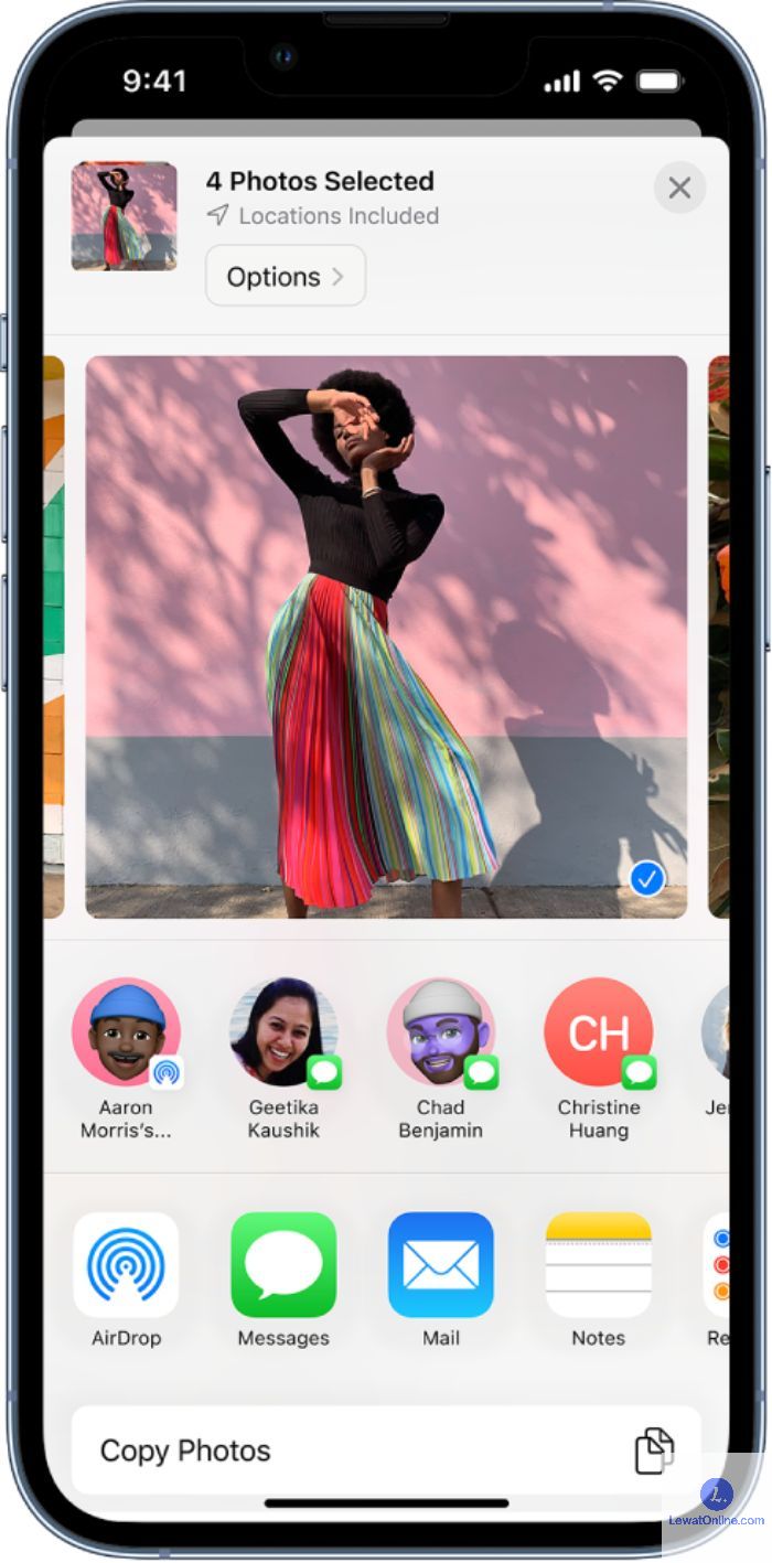 Pertama, pilih foto yang hendak diunggah lalu klik pada bagian send:share:bagikan (setiap tipe smartphone menu dan letaknya bisa berbeda tergantung tampilan dari OS yang digunakan).